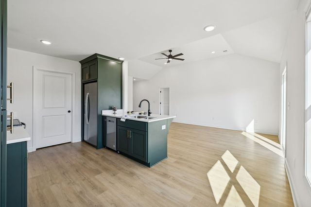 1306 Angus Way, Greenbrier, TN 37073