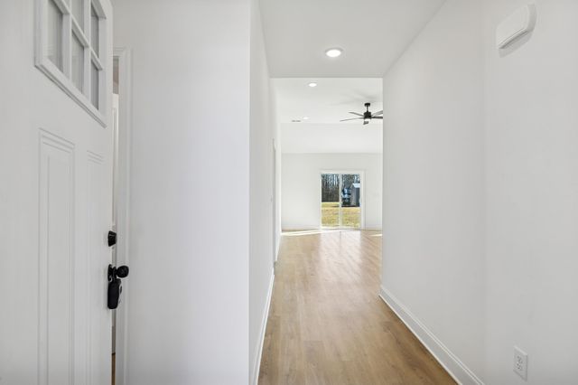 1306 Angus Way, Greenbrier, TN 37073