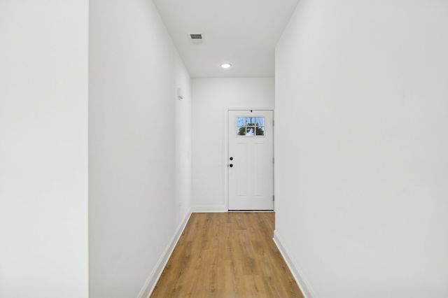 1306 Angus Way, Greenbrier, TN 37073