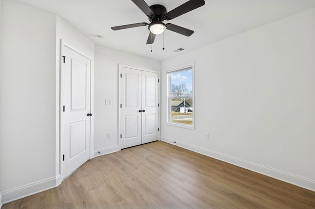 1306 Angus Way, Greenbrier, TN 37073