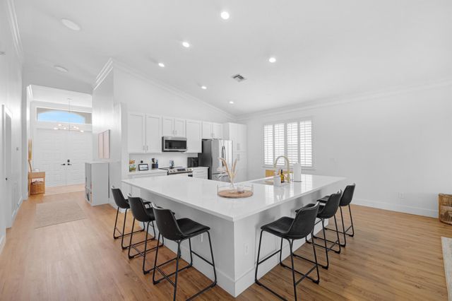 2887 N Bight, West Palm Beach, FL 33411