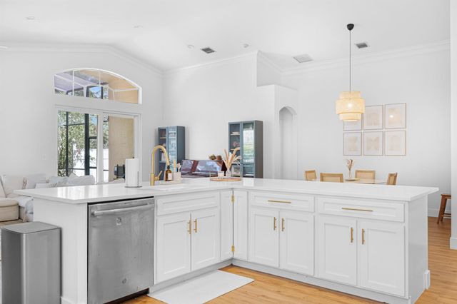 2887 N Bight, West Palm Beach, FL 33411
