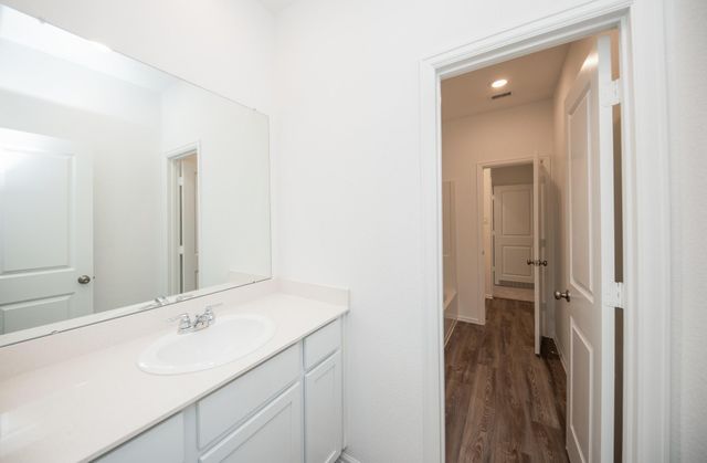 7406 Bartoncliff, Katy, TX 77493