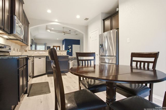 8822 Arabian King, Converse, TX 78109