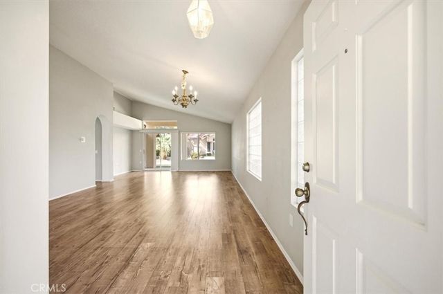 19146 Oak, Apple Valley, CA 92308