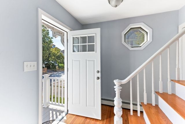 32 Cottage St, Taunton, MA 02780