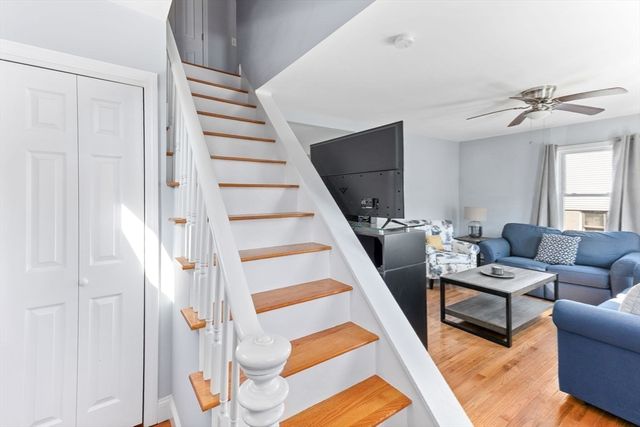 32 Cottage St, Taunton, MA 02780
