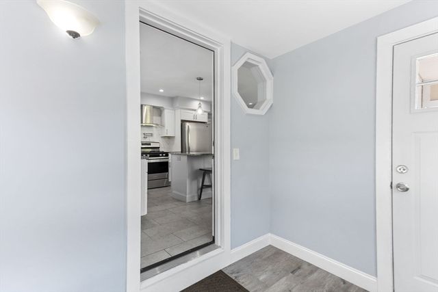 32 Cottage St, Taunton, MA 02780