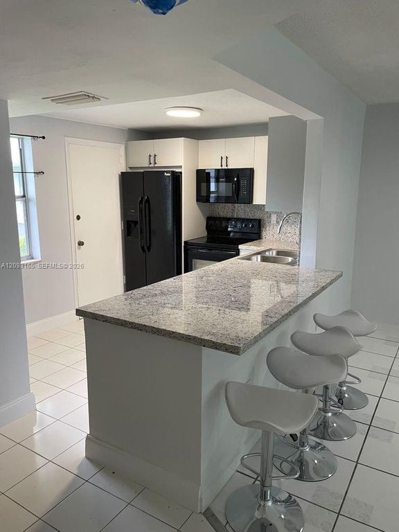 1601 NE 191st Street B118, Miami, FL 33179