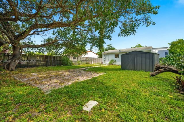 2124 Taylor St, Hollywood, FL 33020