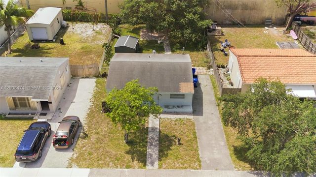 2124 Taylor St, Hollywood, FL 33020