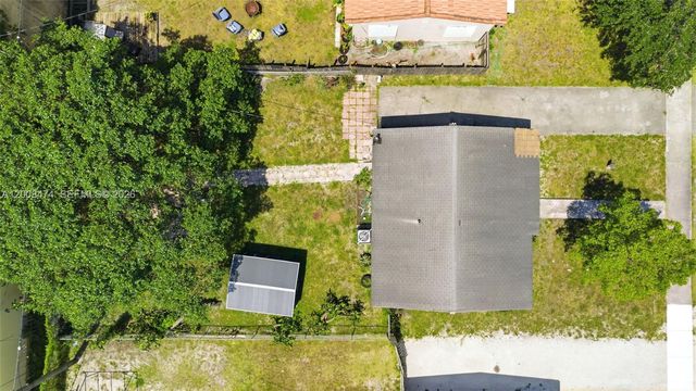 2124 Taylor St, Hollywood, FL 33020