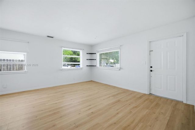 2124 Taylor St, Hollywood, FL 33020