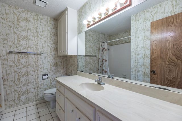 2558 Meadow Lake Drive, Abilene, TX 79606