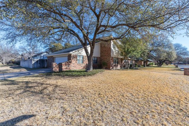 2558 Meadow Lake Drive, Abilene, TX 79606