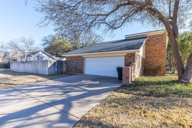 2558 Meadow Lake Drive, Abilene, TX 79606