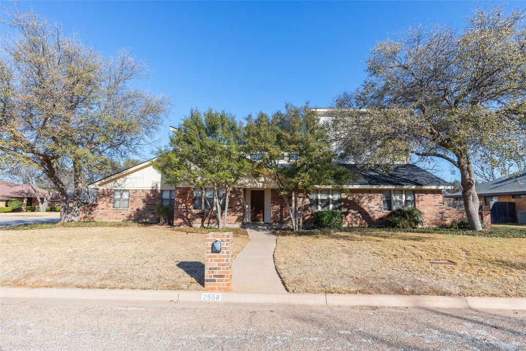 2558 Meadow Lake Drive, Abilene, TX 79606