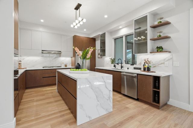 10560 Johnson Avenue, Cupertino, CA 95014