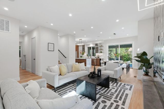 10560 Johnson Avenue, Cupertino, CA 95014