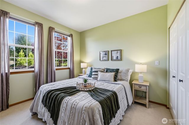 1381 NE Amber Court, Poulsbo, WA 98370
