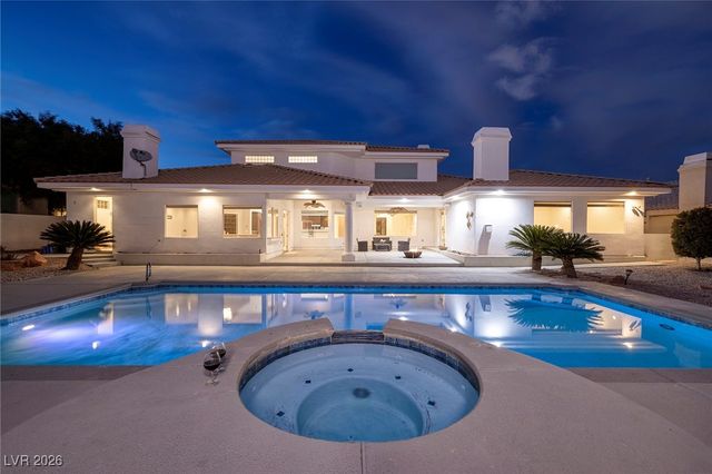 7421 Silver Palm Avenue, Las Vegas, NV 89117