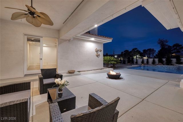 7421 Silver Palm Avenue, Las Vegas, NV 89117