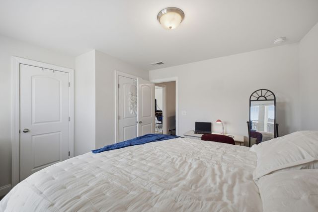 1013 McKee Ct, Columbia, TN 38401