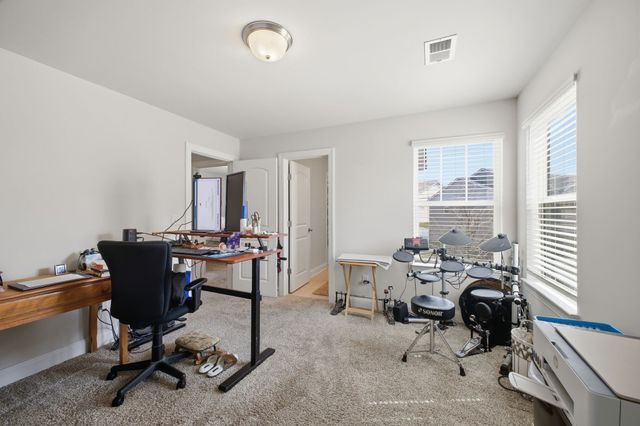 1013 McKee Ct, Columbia, TN 38401