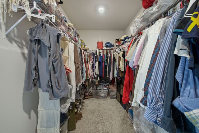 1013 McKee Ct, Columbia, TN 38401