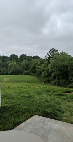 1013 McKee Ct, Columbia, TN 38401