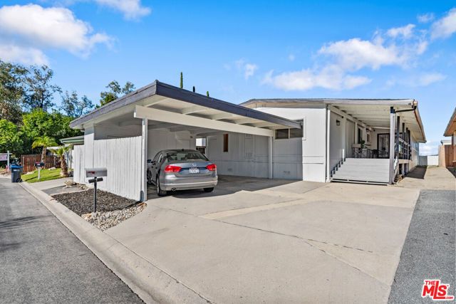 23777 Mulholland Highway 62, Calabasas, CA 91302