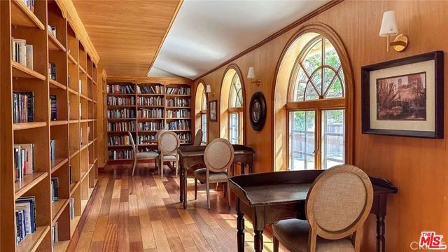 23777 Mulholland Highway 62, Calabasas, CA 91302