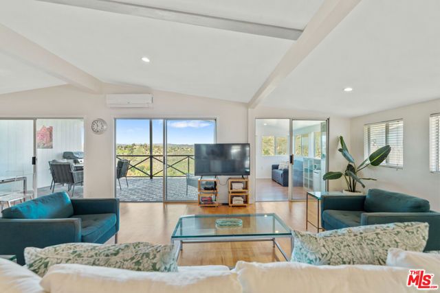 23777 Mulholland Highway 62, Calabasas, CA 91302