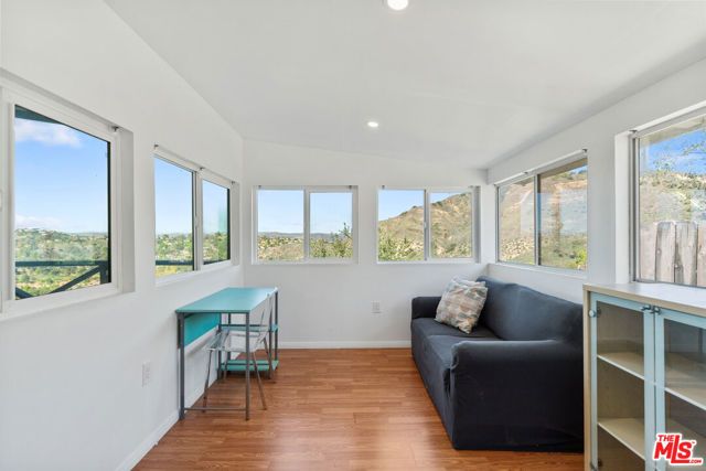 23777 Mulholland Highway 62, Calabasas, CA 91302