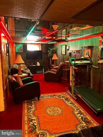 2920 STEVENS ST, Camden, NJ 08105