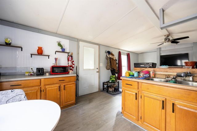 141 Oak Street, St. Johnsbury, VT 05819