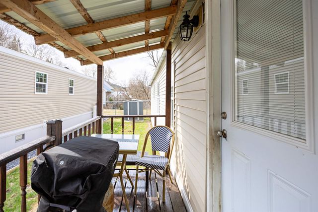 141 Oak Street, St. Johnsbury, VT 05819