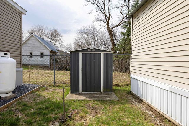 141 Oak Street, St. Johnsbury, VT 05819