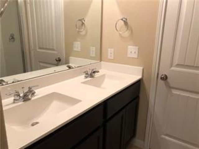 2880 Donnell DR 2201, Round Rock, TX 78664