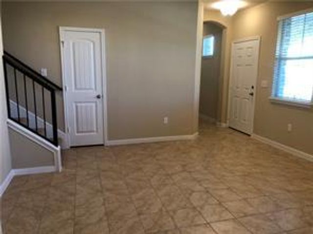 2880 Donnell DR 2201, Round Rock, TX 78664