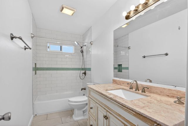 5442 San Onofre Ter, San Diego, CA 92114