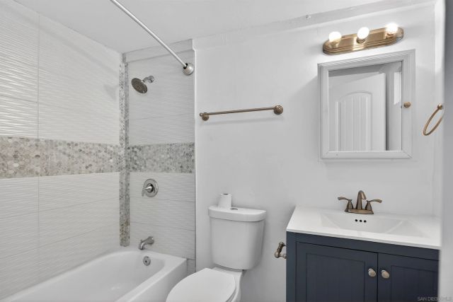 5442 San Onofre Ter, San Diego, CA 92114