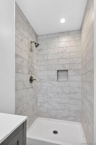 5442 San Onofre Ter, San Diego, CA 92114