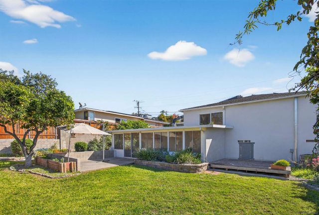 5442 San Onofre Ter, San Diego, CA 92114