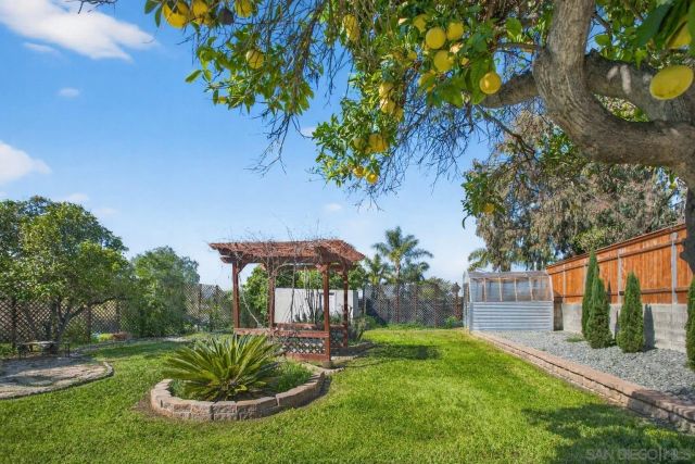 5442 San Onofre Ter, San Diego, CA 92114