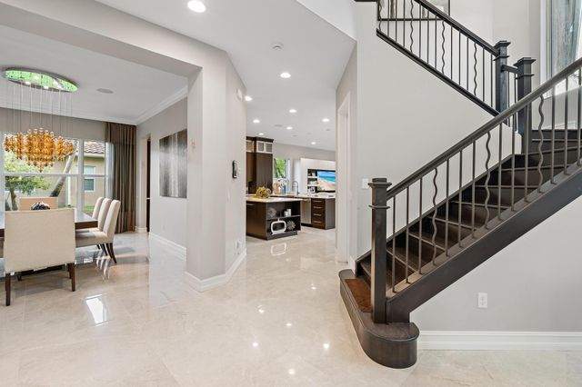 7795 Eden Ridge Way, Palm Beach Gardens, FL 33412