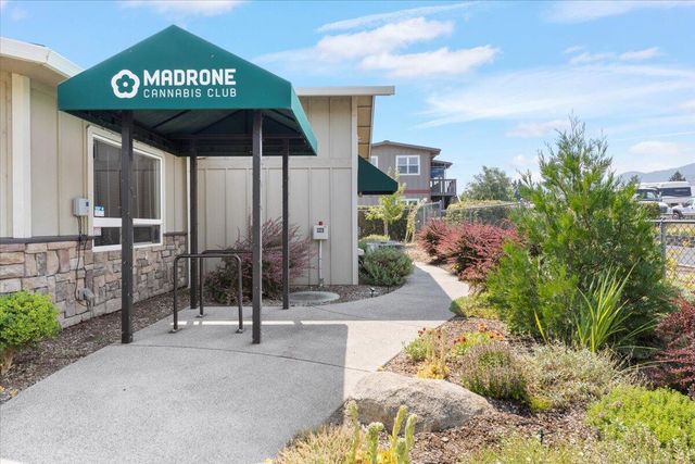 481 Applegate Way, Ashland, OR 97520