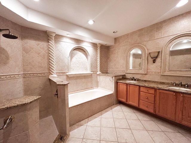 10638 Lake Shore Drive, Wellington, FL 33414