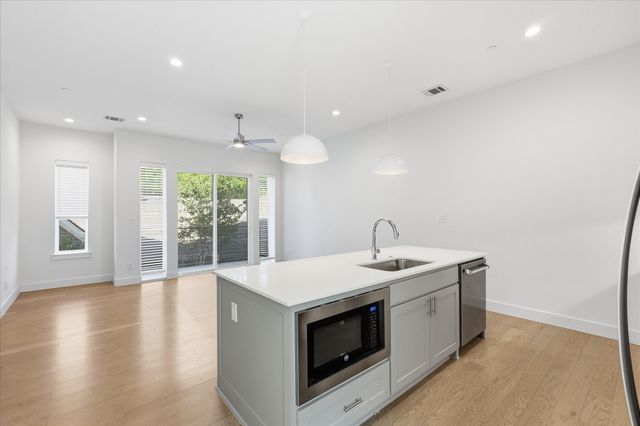 6017 Hudson Street 102, Dallas, TX 75206