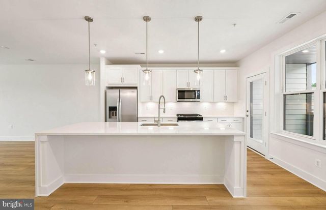 512 PARKVIEW AVE, Gaithersburg, MD 20878